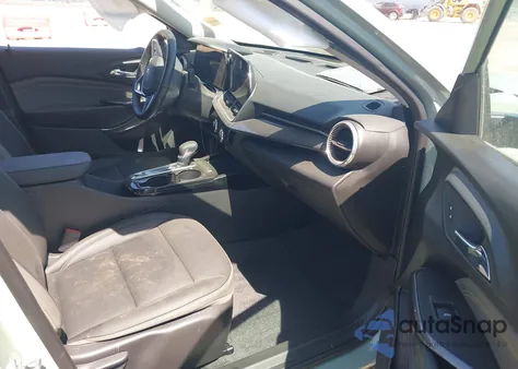 2025 Chevrolet Trax Activ z USA, uszkodzony, nr VIN KL77LKEP5SC168464